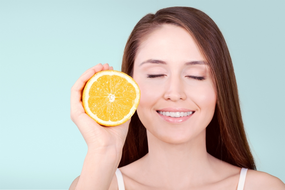 How Vitamin C Helps with Collagen Production? Benefits 5 FAQs