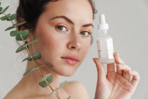 Everything You Need to Know About Hyaluronic Acid Serums | Top 5 Benefits 