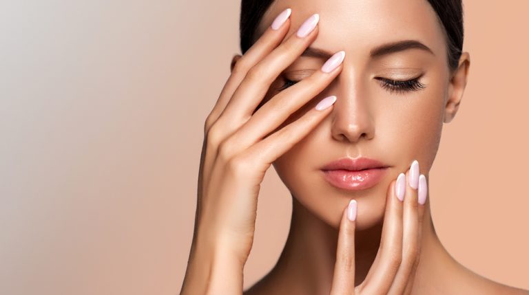 Discover the Power of Natural Face Serums for Oily Skin | 07 Best tips