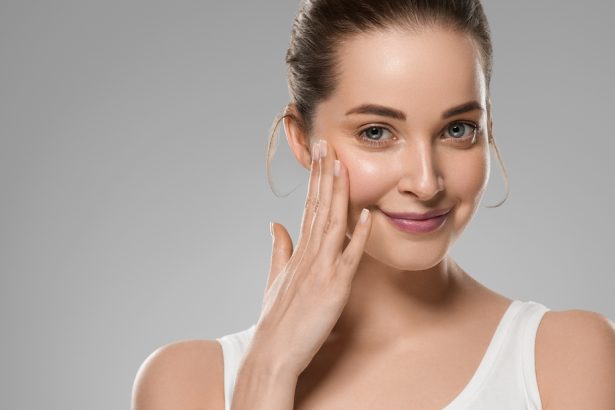 Lightweight Serums for Hydrated, Non-Greasy Skin 